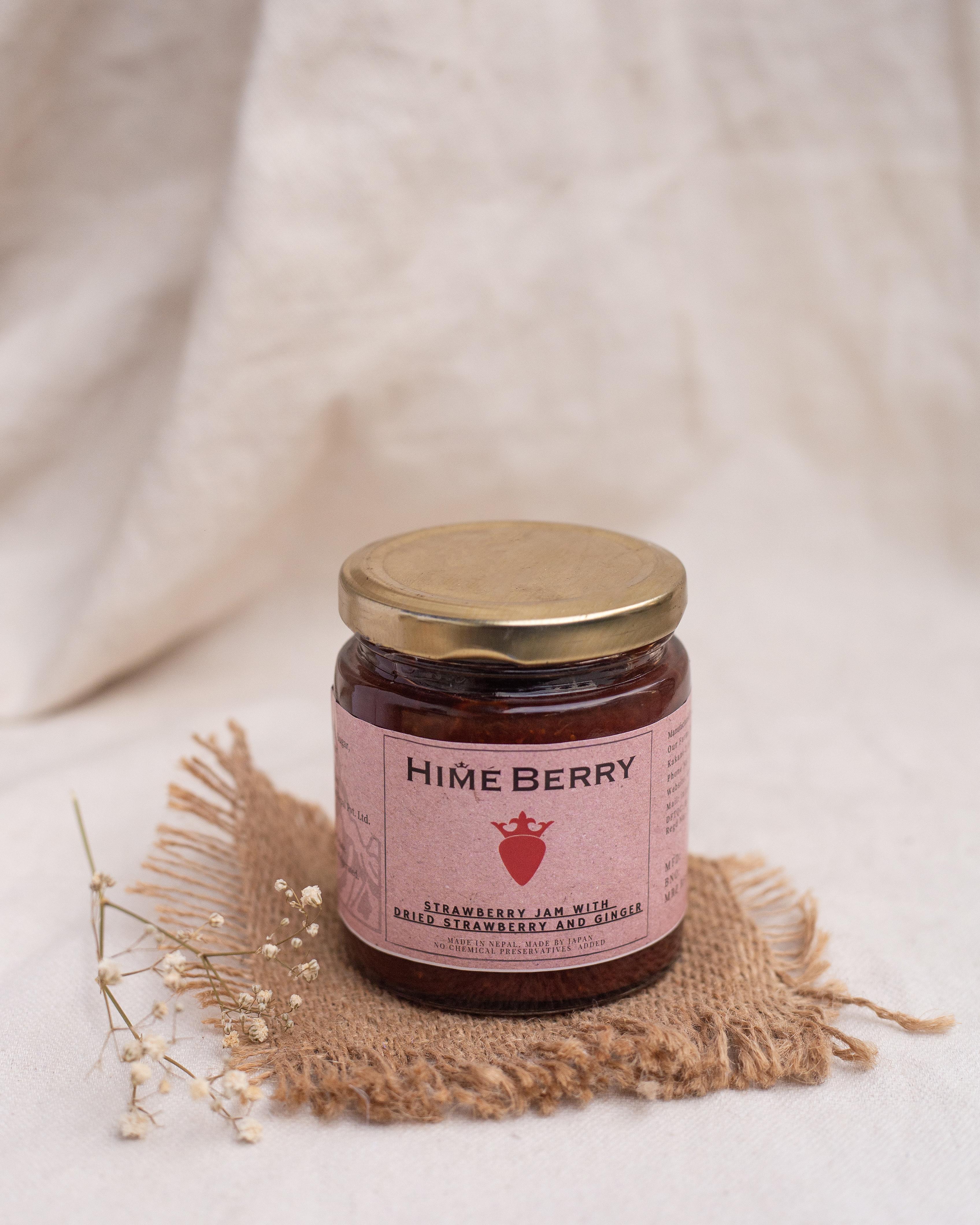 Strawberry jam with Dried strawberry and Ginger